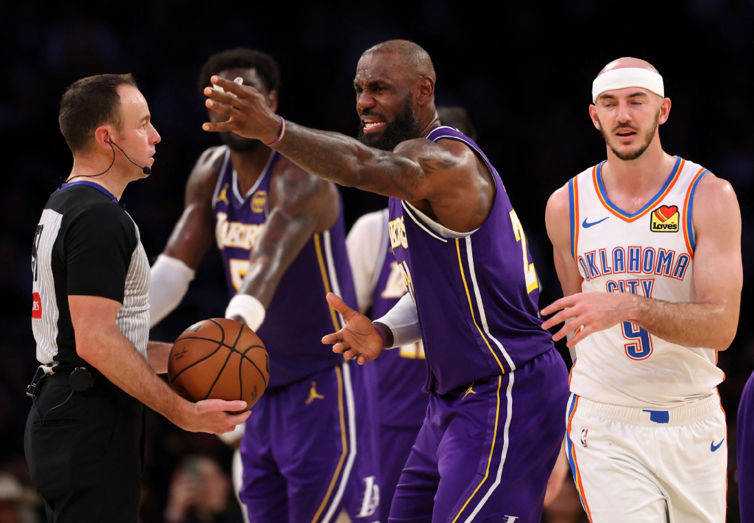 体育彩票-10胜2负，全队都不演了！知道你们有夺冠实力，但这么做有些过分